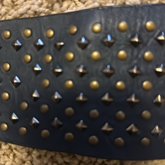 Bcbgmaxazria studded belt - Picture 3 of 4